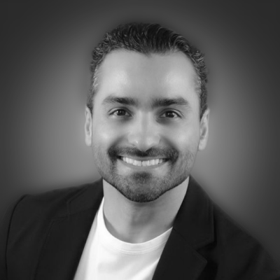 Cesar Villarreal, founder of SNOman Franchise Consulting